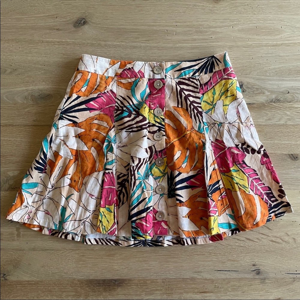 Forever 21 Floral Patterned Skirt NWT